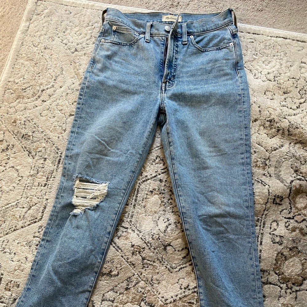 Madewell The Perfect Vintage ripped knee high waist jean